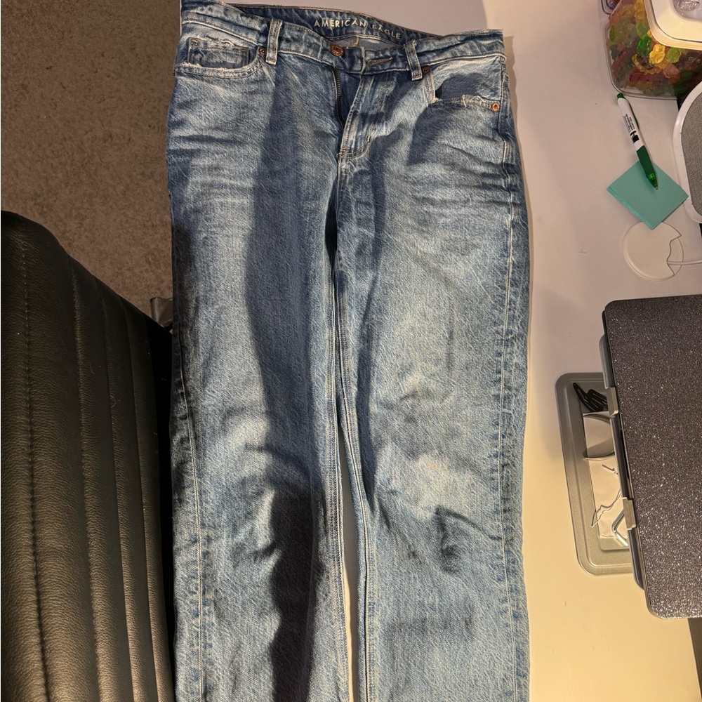 size 4 american eagle mom jeans